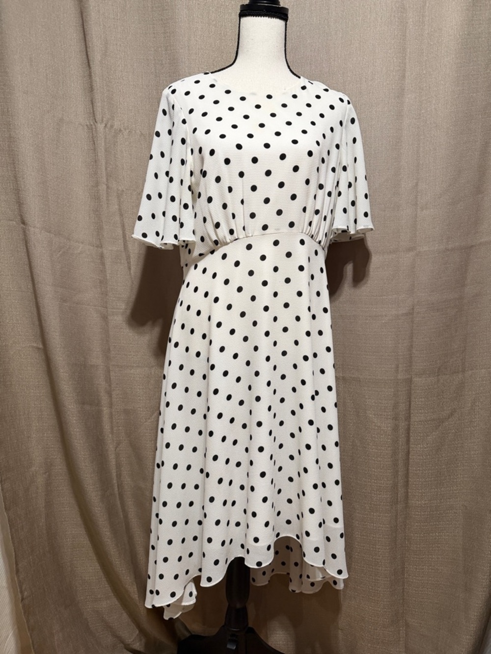 Polka Dot Midi Dress in White and Black Sz 12